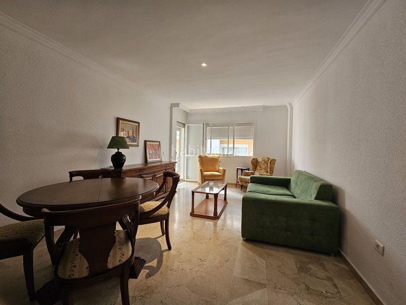 Foto 5d6f5400-ad85-4435-bd08-4ab27730c0da. Casa adossada amb aparcament a Rojales