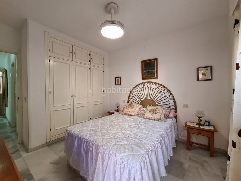 Foto b7df96ab-7014-491b-a6f8-9dd25ed0bceb. Casa adossada amb aparcament a Rojales