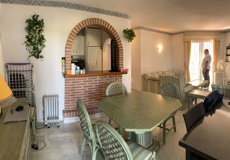 Foto d1687b9b-61c5-4447-9aed-855a887a3c7b. Casa amb aparcament a Rojales