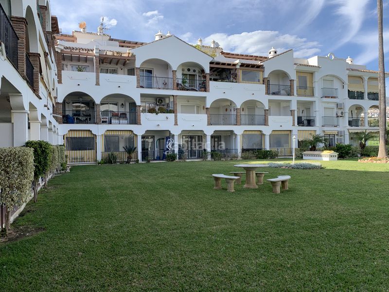 Foto f5ca73a2-9894-4fba-a4bb-2dd687fdb0f6. Casa amb aparcament a Rojales