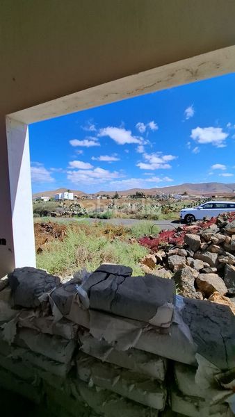 Foto f4cd4038-57b9-438a-a0b8-a824ac3551dd. Casa amb aparcament a La Oliva pueblo Oliva (La)
