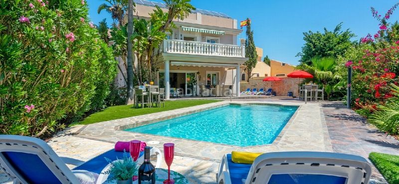 Foto bcb97c0c-6a05-4f79-aa85-4c5e09470dfd. Casa a Las Flores Mijas