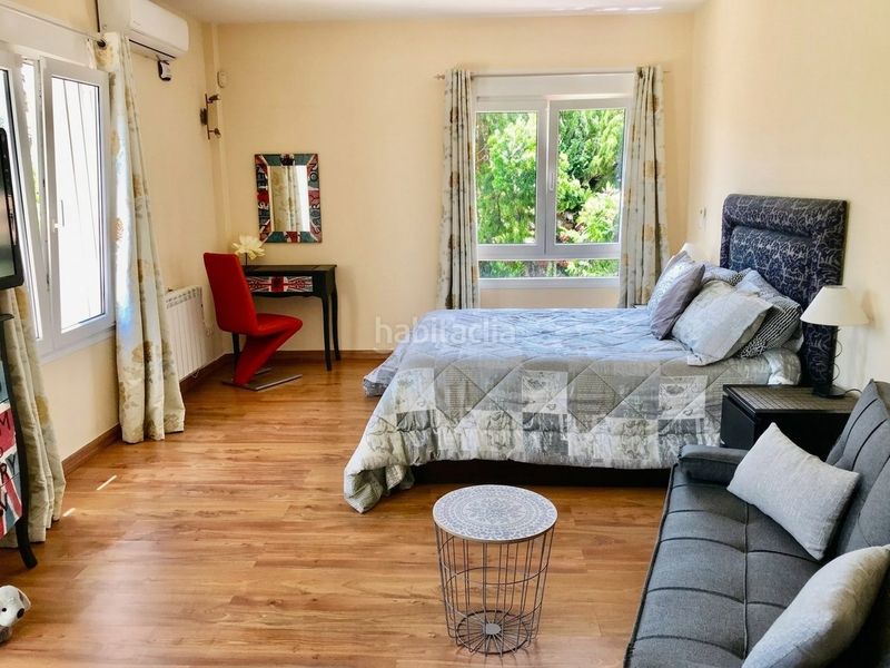 Foto fbd49500-21e2-43d1-99ae-b1aec4d49e46. Casa a Las Flores Mijas