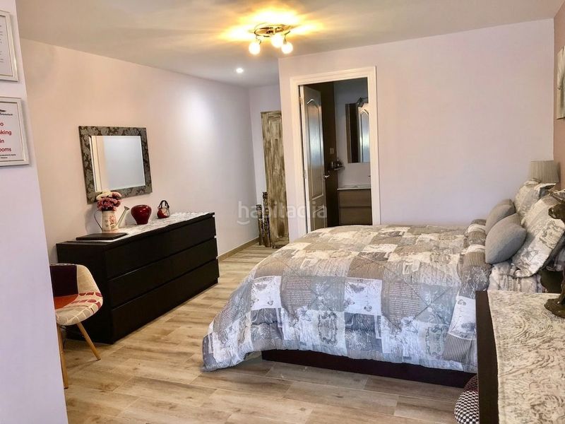 Foto fc3a3ef3-9a7c-48fd-9b83-4a796cd11941. Casa a Las Flores Mijas