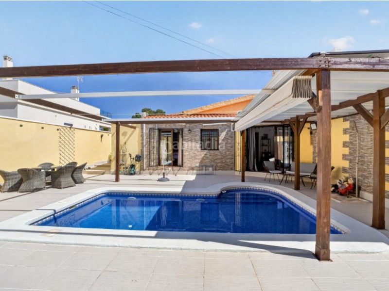Foto a5a4ed5e-f743-4f3a-ba26-17730d79bdf1. Casa a nueva Torrevieja Torrevieja
