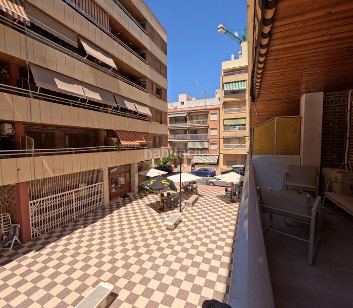 Foto c1bd744a-78b5-49bf-bfb8-f130114dc2d3. Apartament amb aparcament a El Acequión Torrevieja