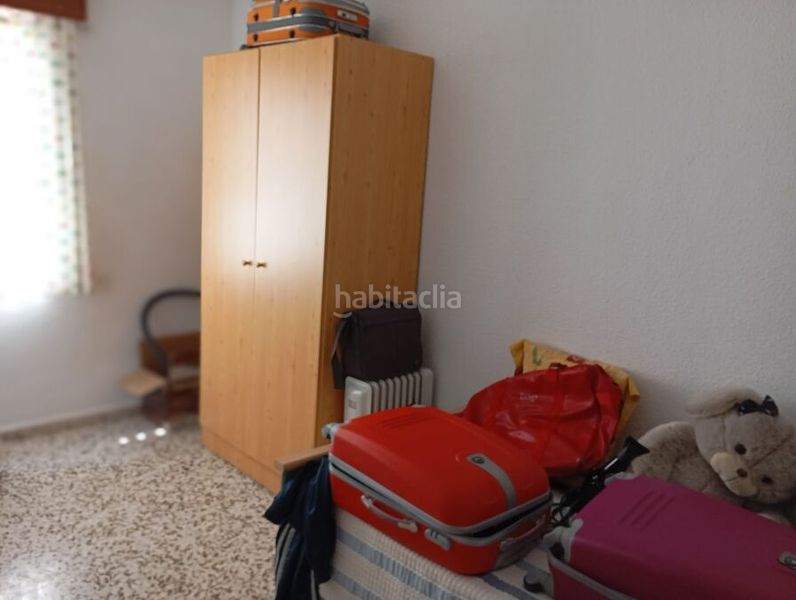 Foto fe538795-a9a3-4236-b547-9df932a2b8b1. Casa adossada a Daya Nueva