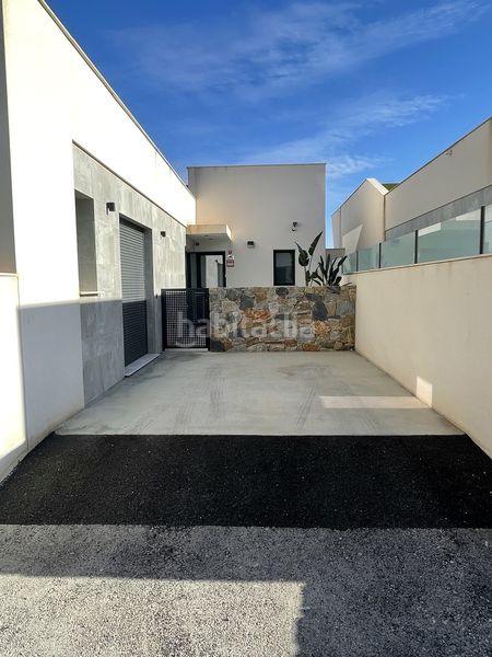 Foto 014b3dee-3bcd-4b92-b660-79e854f21165. Casa en Almoradí