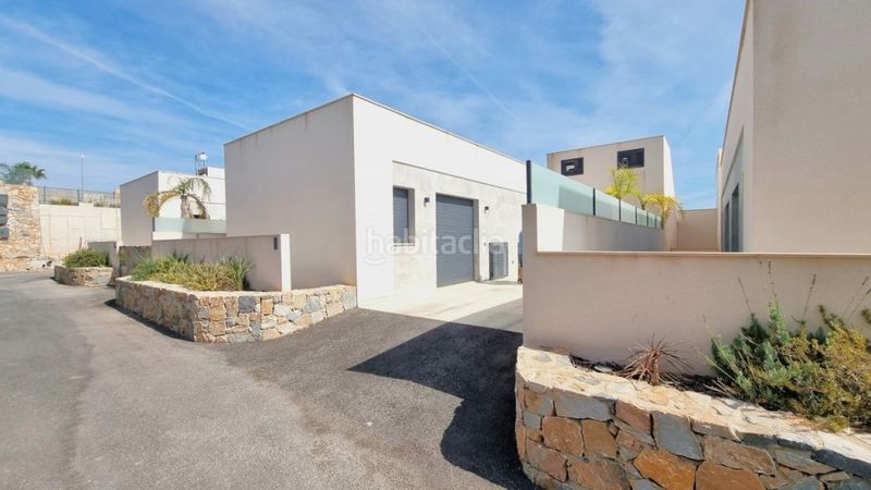 Foto 67b9a092-1e01-4b60-b203-f1f2622cd1b1. Casa a Rojales