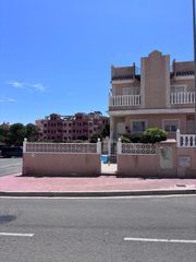 Maison jumelée à Villamartín-Las Filipinas
