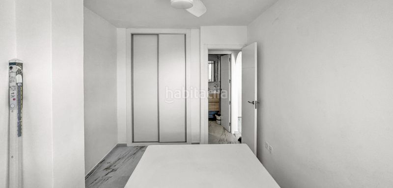 Foto f8666f68-aea9-4d73-afe6-7534ece816a1. Apartament a Punta Prima Torrevieja