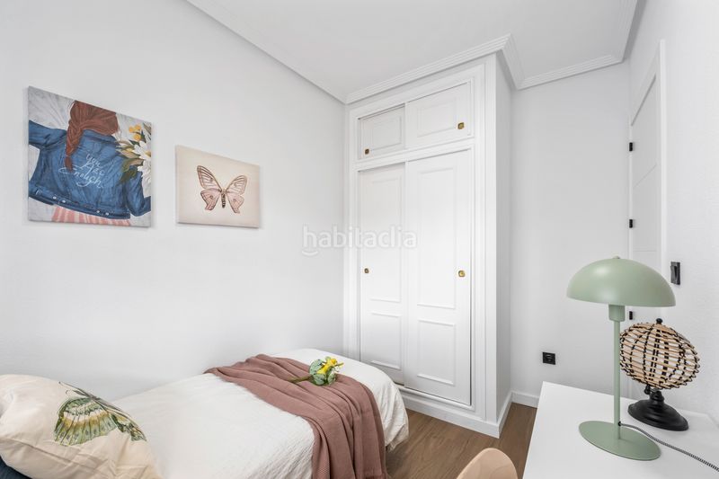 Foto 945232f9-c2fe-4515-8685-f1eaea6d6990. Apartament amb aparcament a Playa Flamenca Orihuela