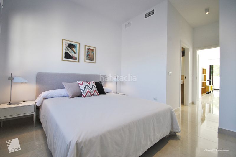 Foto cb3dddc3-43de-464e-9346-2d97b3474786. Casa amb aparcament a Rojales
