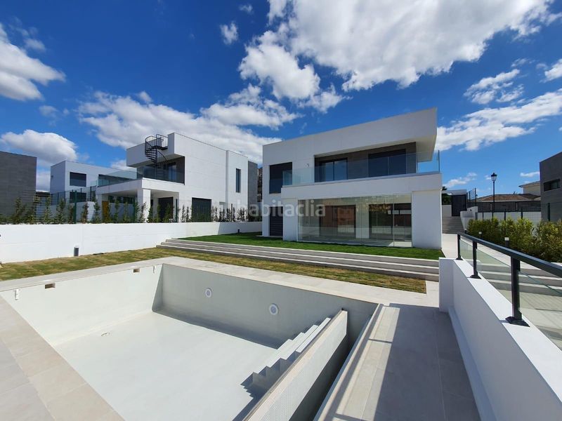 Foto 4a485cda-7721-41ef-9a62-1ab88e37b009. Casa amb piscina a El Castillo Manilva
