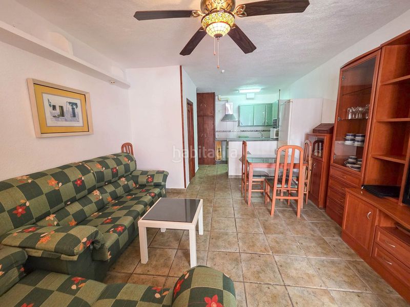 Foto a455d48d-88c9-4ac4-9cef-99f1b6b26208. Casa amb aparcament a Rojales