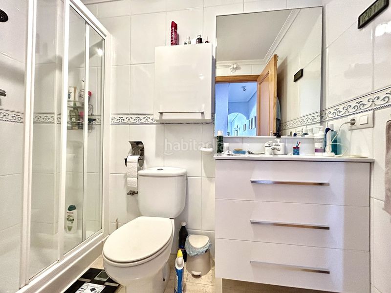 Foto 0465116d-52cc-490e-854a-2f2402c06276. Apartament amb aparcament a Los Europeos Torrevieja