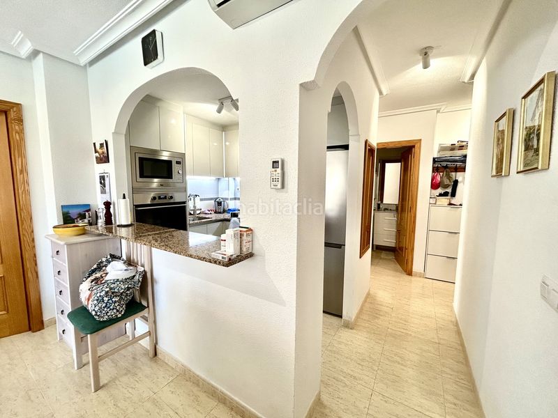 Foto 0522876f-fd6e-40af-bb6f-5ff0ab62c8e4. Apartament amb aparcament a Los Europeos Torrevieja