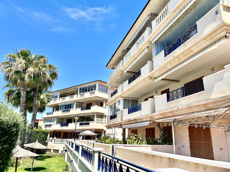 Foto 72b8616a-712c-471f-900c-6fcbf9227fcf. Apartament amb aparcament a Los Europeos Torrevieja