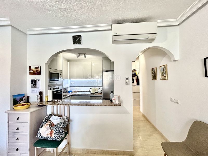Foto c5d4de3b-7ebb-4c38-b72f-832214f2fc91. Apartament amb aparcament a Los Europeos Torrevieja