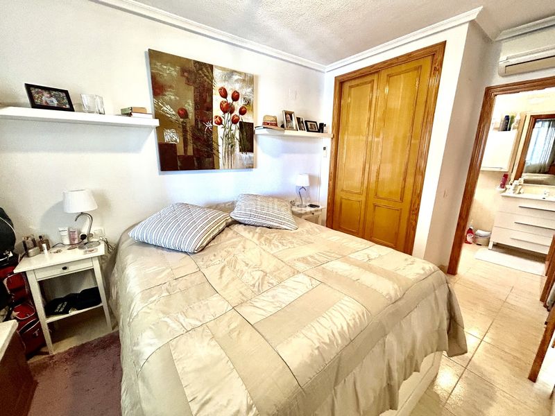 Foto d02c85d5-d9ed-4430-89dc-7208f0cb7a01. Apartament amb aparcament a Los Europeos Torrevieja