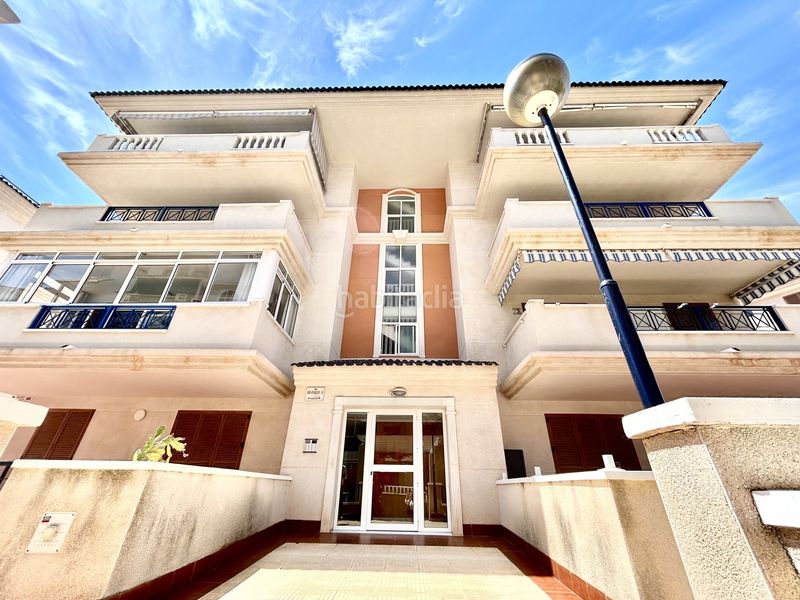 Foto d2b5a37a-a09d-4ddc-919b-b4f763805107. Apartament amb aparcament a Los Europeos Torrevieja