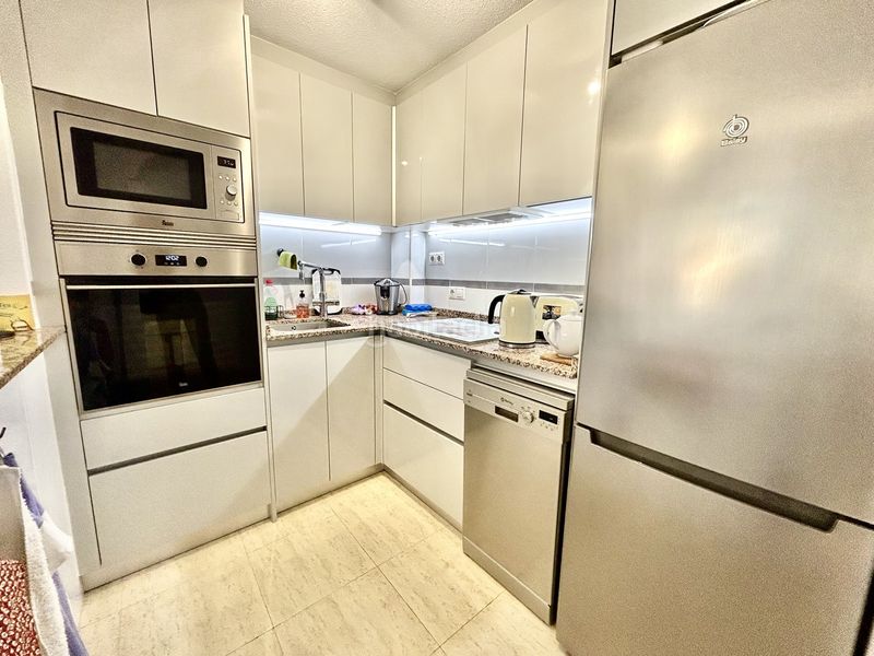 Foto fb61771c-b5c4-4713-b1fb-9d02b5f882a0. Apartament amb aparcament a Los Europeos Torrevieja
