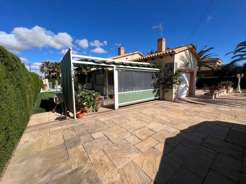 Foto 69eb9859-50dd-4ba8-8348-32a9fe611207. Casa amb aparcament a Cabo Roig Orihuela