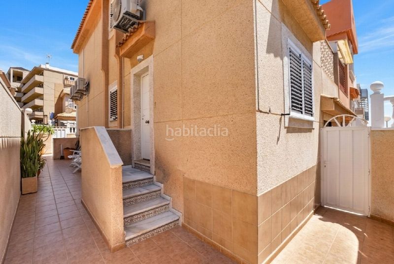 Foto 5e21ac17-4ea0-42a3-8ff3-1db30a26f5ba. Casa adossada a Parque de las Naciones Torrevieja