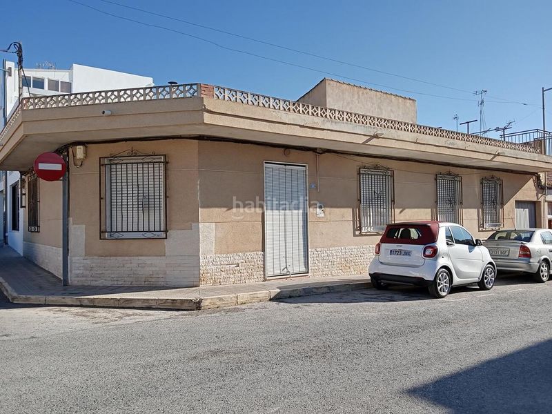Foto 35f3b0d4-d34b-4584-aaa6-826038443389. Casa a Montesinos (Los)