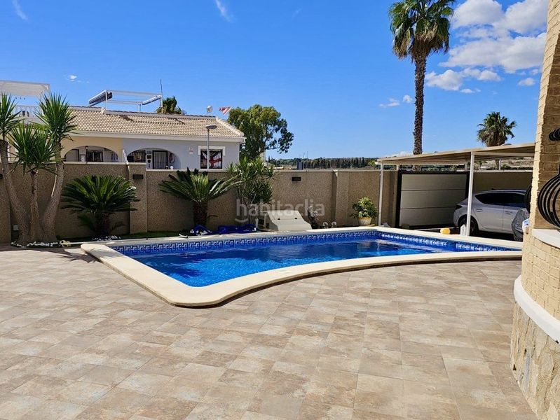Foto 3fb3e7d9-0459-42ee-8f38-8d86a5fe7d2c. Casa amb piscina a Benijófar