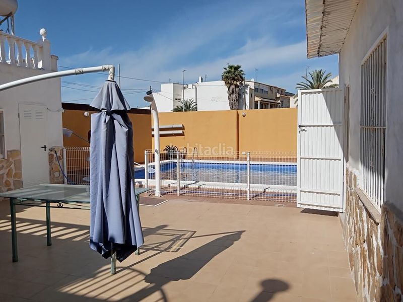 Foto 01244a11-4de4-4950-b21a-6ed2356a705c. Casa amb aparcament piscina a Montesinos (Los)