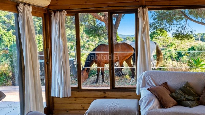 Foto a44c46f7-382a-48ac-b2ad-19acea2e9a09. Casa a Las Flores Mijas
