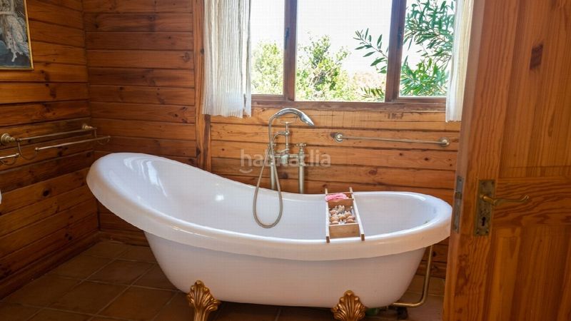 Foto e5189b80-25f7-4866-8f73-6ed54861dc66. Casa a Las Flores Mijas