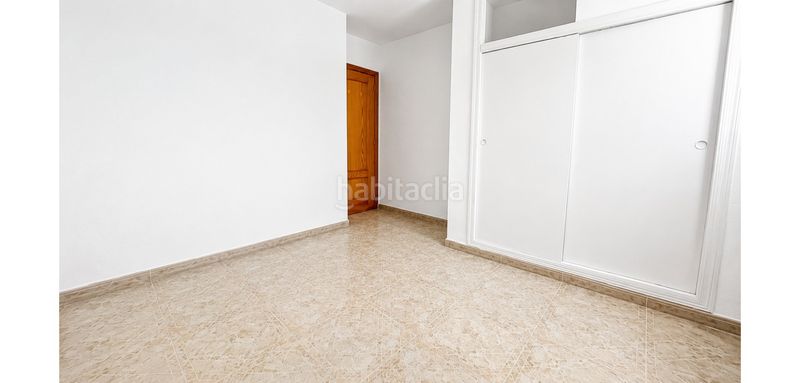 Foto db3de0a1-6946-4ecf-88ef-787cef8673ed. Casa adossada amb aparcament a Playa Flamenca Orihuela