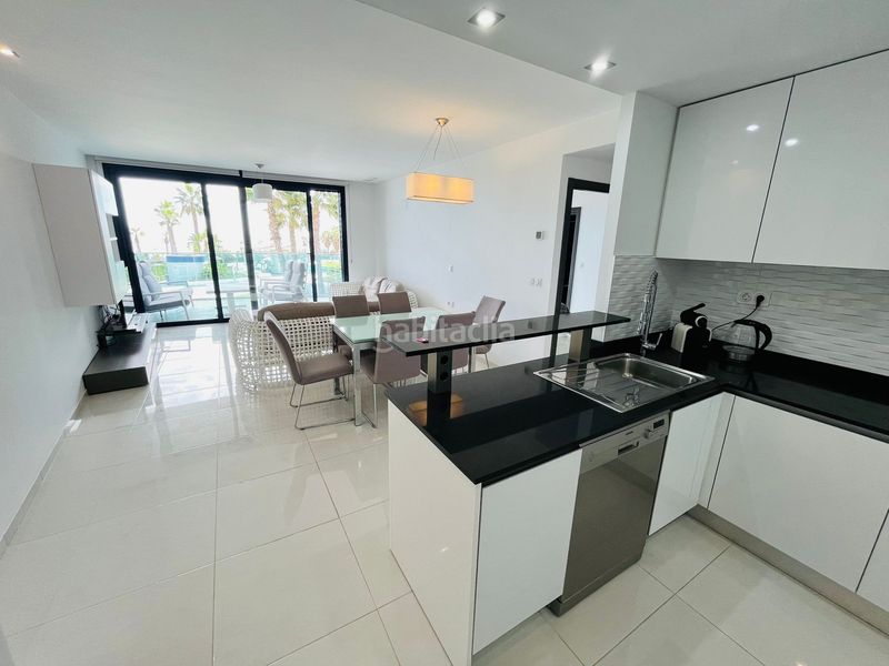 Foto a55f996a-e272-4d31-975c-283df213f9d7. Apartament amb aparcament a Punta Prima Torrevieja