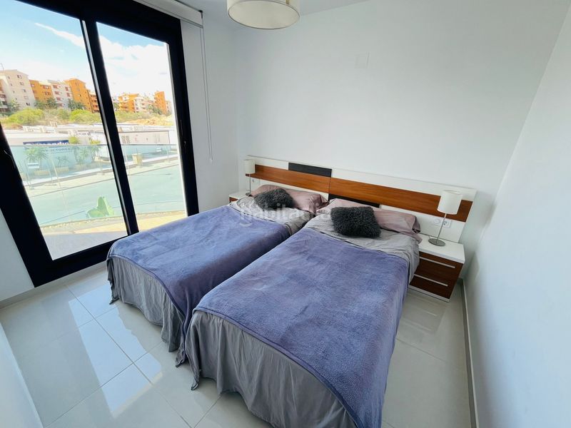 Foto c7893efd-90e9-4b55-8dd8-0f497c807d4d. Apartament amb aparcament a Punta Prima Torrevieja