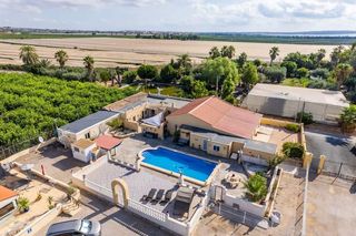 Residential Plot in Montesinos (Los)