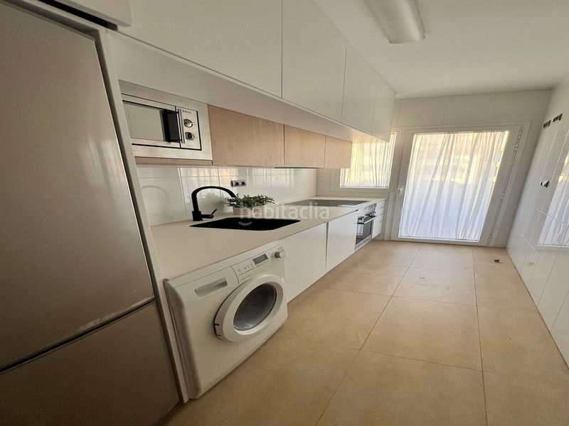 Foto 2f828e89-589f-49e3-99be-fc9218963033. Apartament amb aparcament piscina a Centro Alcázares (Los)