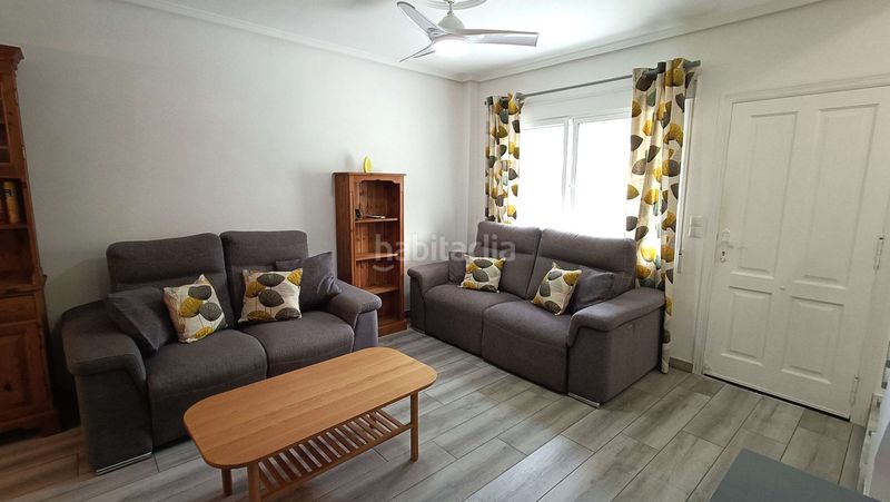 Foto 38635890-8f31-44e4-abf1-ff55a25c22a8. Casa a Benijófar