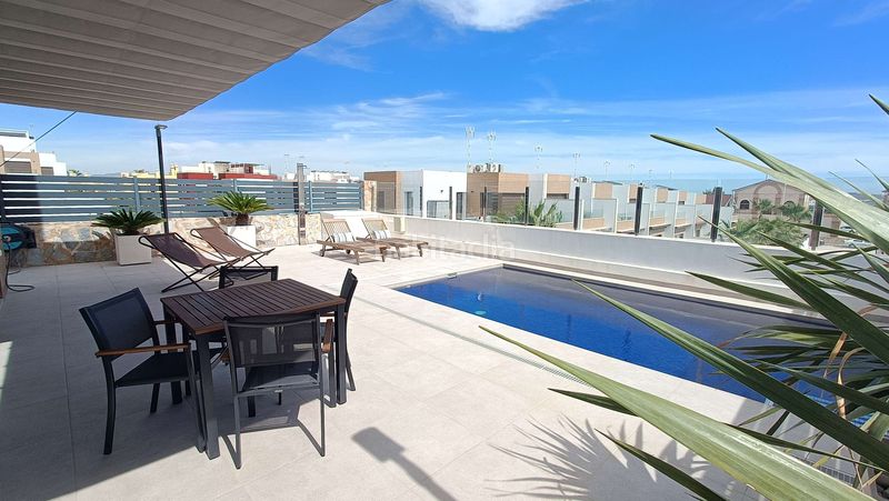 Foto b4146349-154e-4628-8f74-c09ac2a6f9ed. Casa amb aparcament a Algorfa