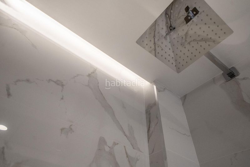 Foto 543ced3a-185a-4e6f-bb7d-a3ee46e2e56e. Casa amb piscina a Algorfa