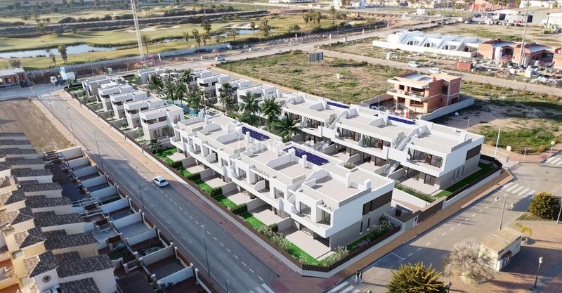Foto e138fb95-f3f3-4b6c-b44b-28afefeefd73. Casa a Centro Alcázares (Los)