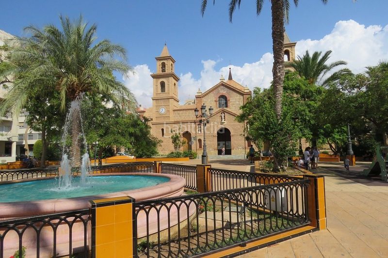Foto cd789eb9-5da0-43c7-b4e2-8946044e5c7f. Casa amb piscina a El Molino Torrevieja