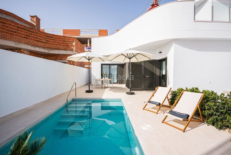 Foto e126d73f-c37d-4eb9-9011-998683de6477. Casa amb piscina a El Molino Torrevieja