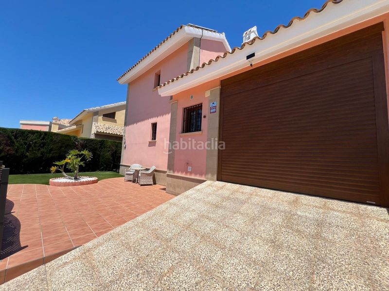 Foto d1429dae-64bd-4e68-b443-e50a2d650853. Casa amb aparcament a Algorfa