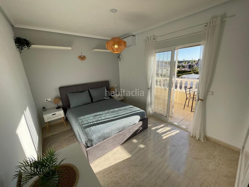 Foto 0e6035e1-0f56-4584-ab38-ddb79a1e2ad2. Casa adossada a Almoradí