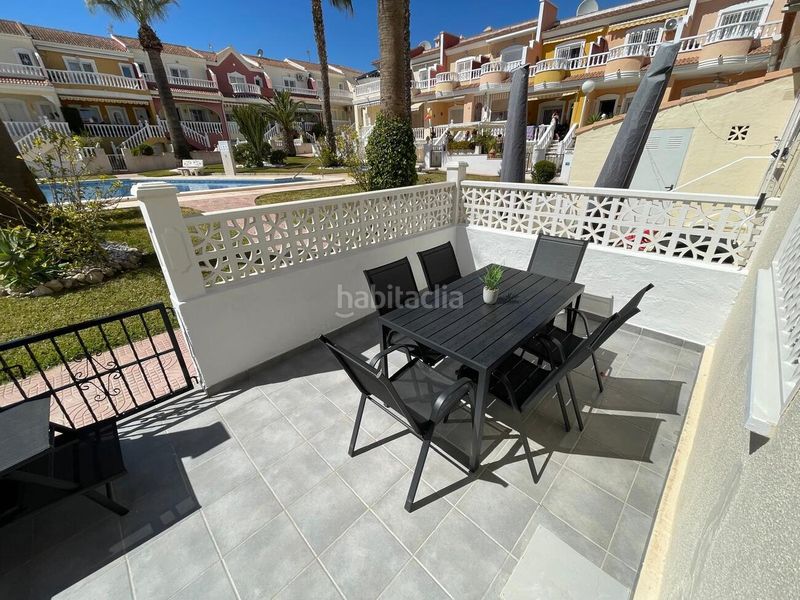 Foto 280072a6-b01b-47d6-84f5-dded22f11c46. Casa adossada a Almoradí