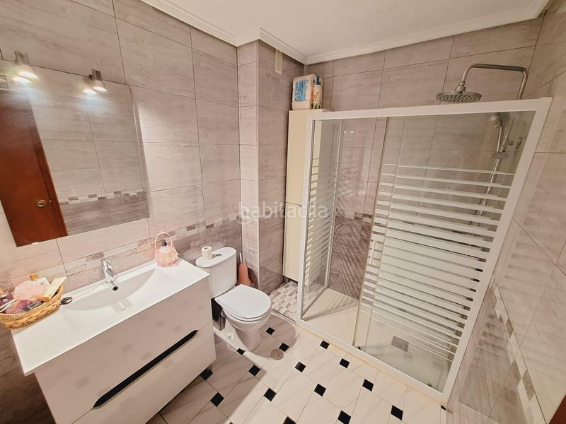 Foto 9bce3414-3989-4d70-9d1f-111c57a0bd01. Apartament a El Acequión Torrevieja