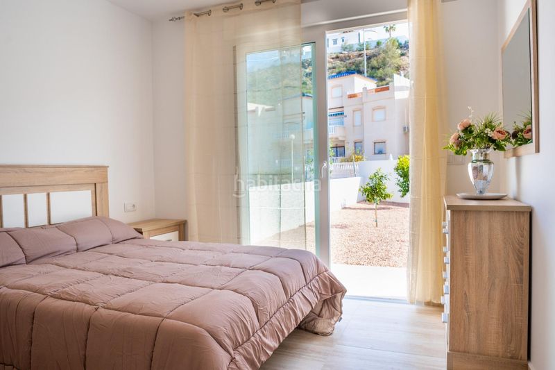 Foto bc49623c-2f07-4bf0-94be-c513f6c3b896. Casa amb piscina a Rojales
