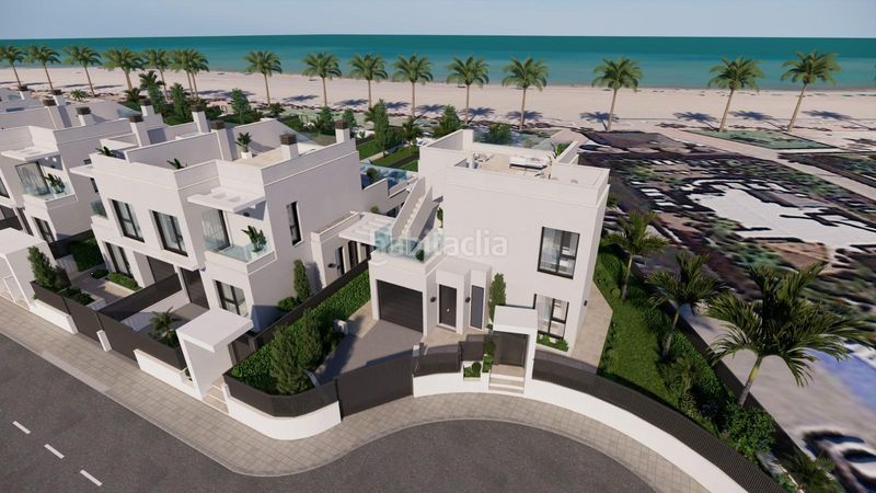 Foto 64cf0ad4-244b-4381-a603-e92505dfe2ce. Casa amb piscina a Centro Alcázares (Los)